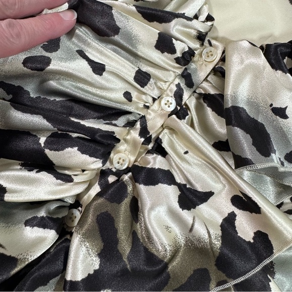 Boston Proper Leopard Print Blouse Button Front Ruffle - Picture 3 of 6